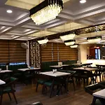 Hotel Le Osh Lansdowne - 500M From Bhulla Lake And Free Live Music On Weekends