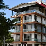 Hotel Le Osh Lansdowne - 500M From Bhulla Lake And Free Live Music On Weekends