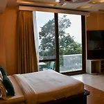 Hotel Le Osh Lansdowne - 500M From Bhulla Lake And Free Live Music On Weekends