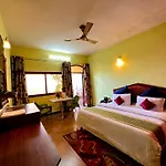 Hotel Hill Top Forest Palace
