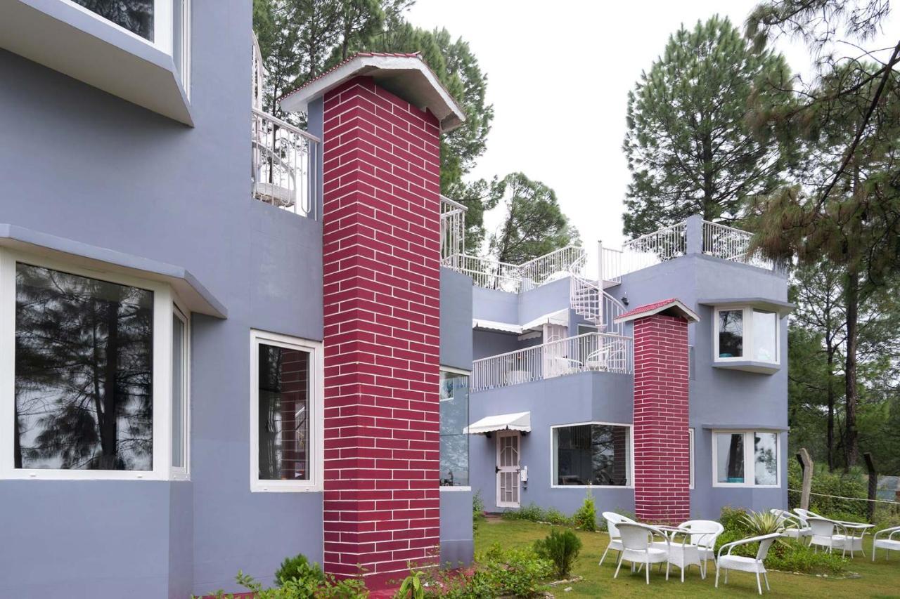 Stayvista At Pines & Spruce - Exclusive Getaway