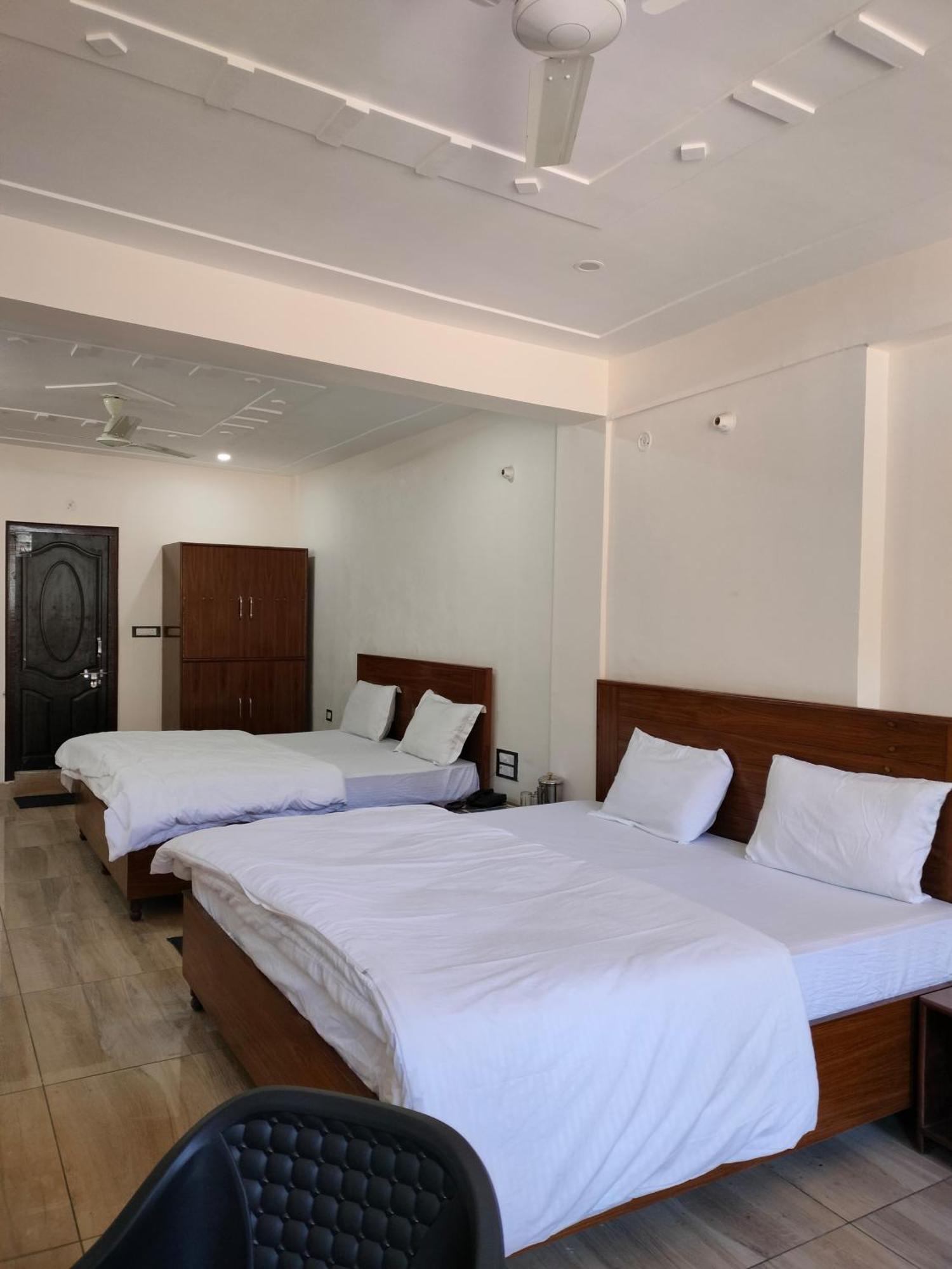 Lansblue Hotel