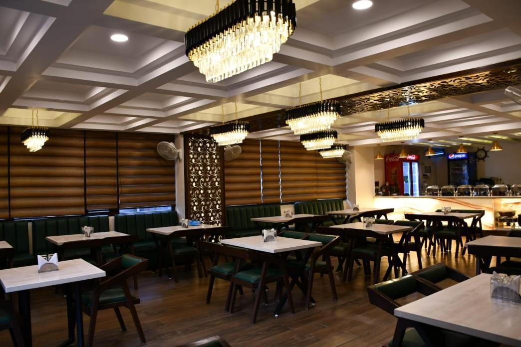 Le Osh - 500m From Bhulla And Free Live Music On Weekends Hotel
