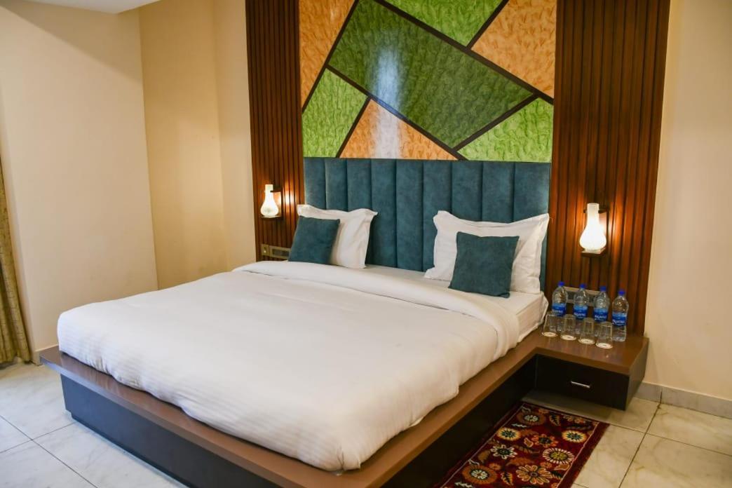Le Osh - 500m From Bhulla And Free Live Music On Weekends 3*