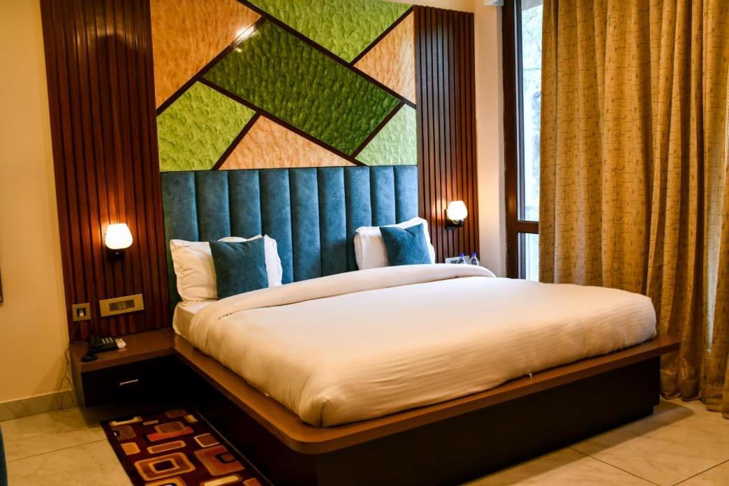 Le Osh - 500m From Bhulla And Free Live Music On Weekends Hotel