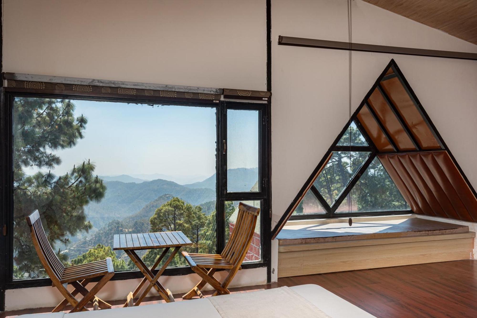Stayvista At Tatvam - Mountain Views, Pool, Ac Hotel Lansdowne