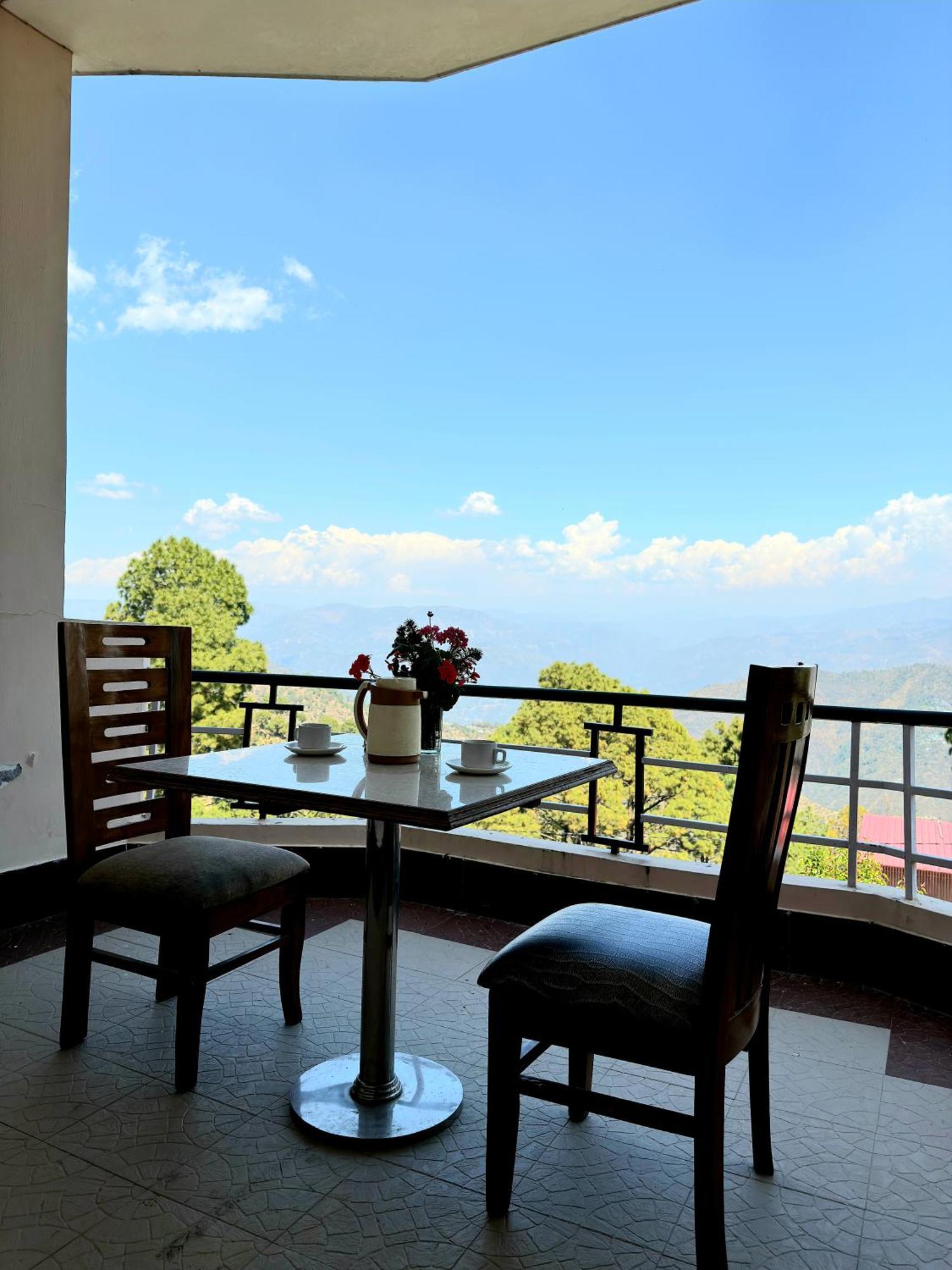 Hotel Hill Forest Palace 2*