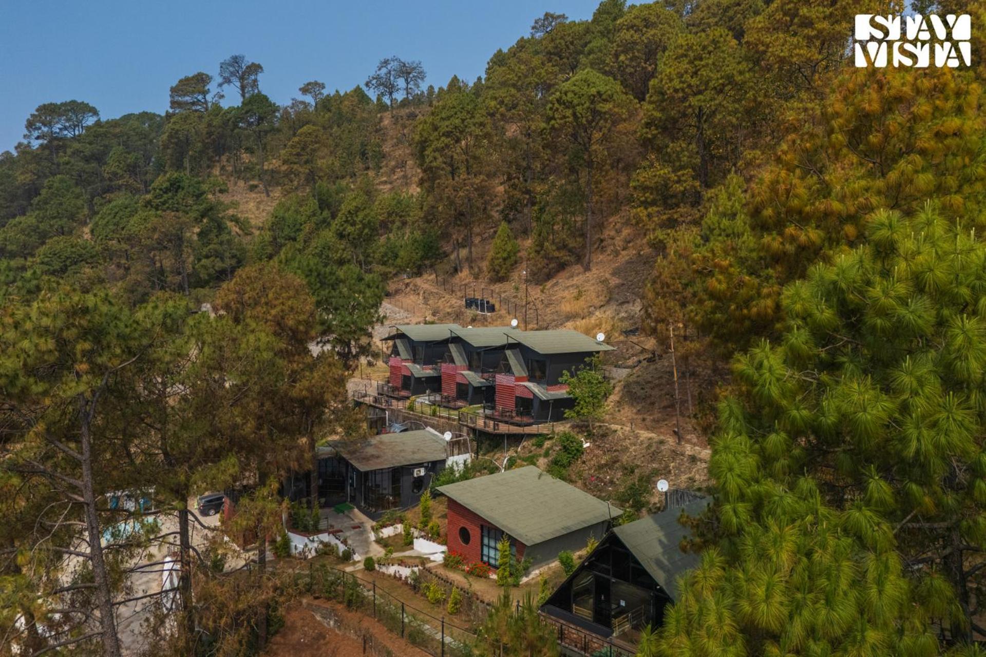 Stayvista At Tatvam - Mountain Views, Pool, Ac *