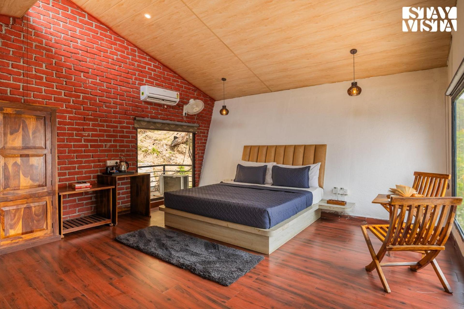 Hotel Stayvista At Tatvam - Mountain Views, Pool, Ac Lansdowne
