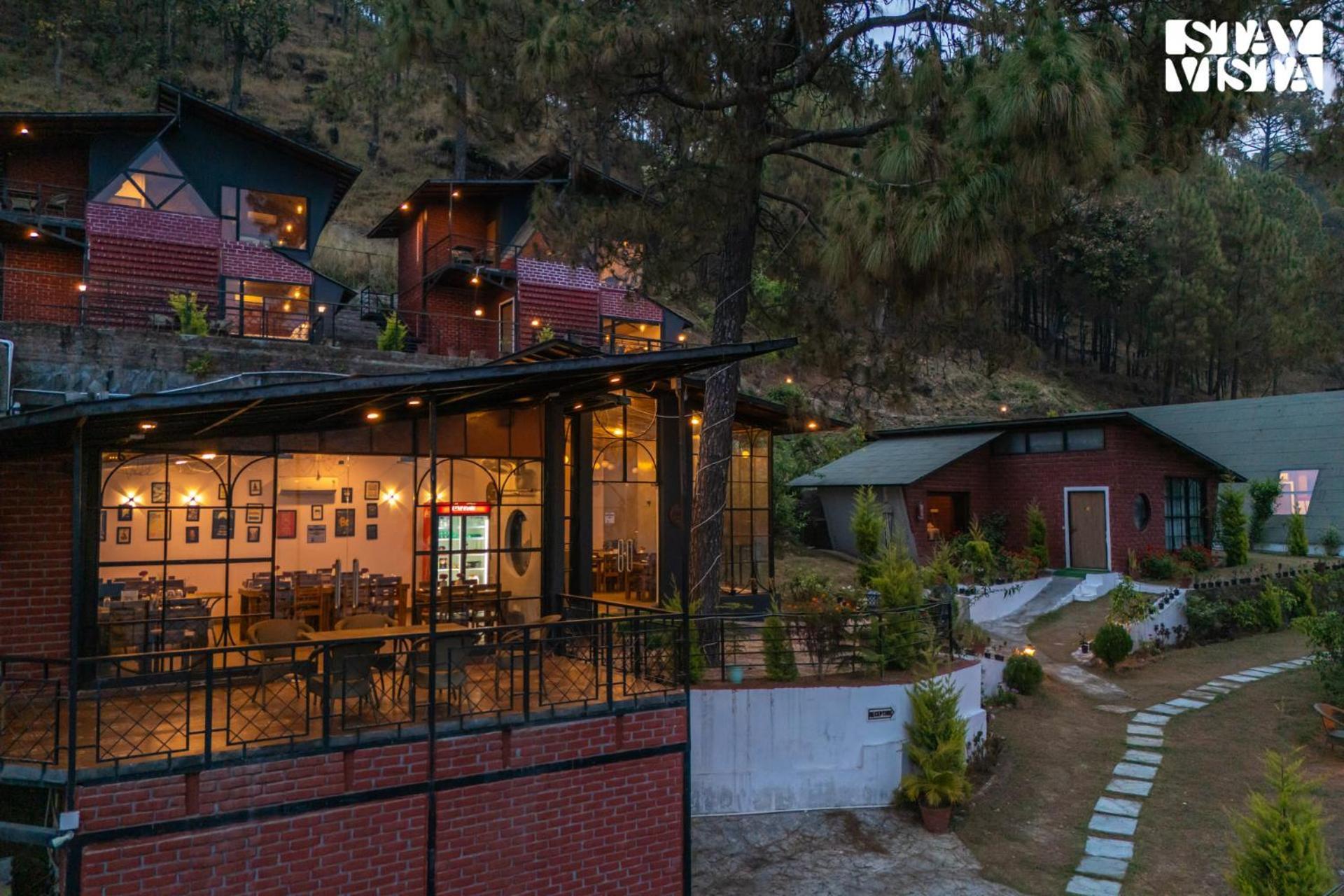 Stayvista At Tatvam - Mountain Views, Pool, Ac *