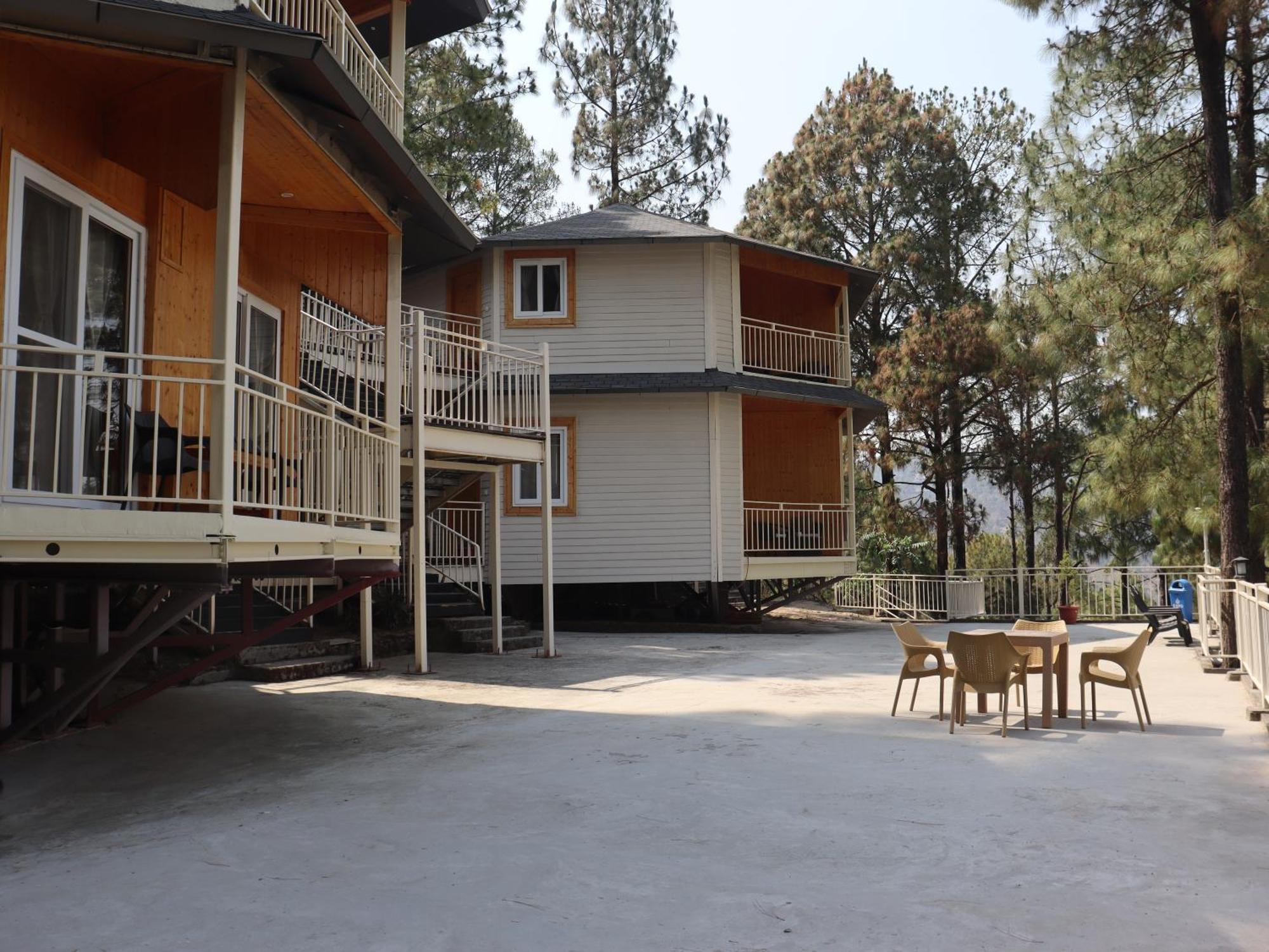 Resort The Woods Retreat 4*