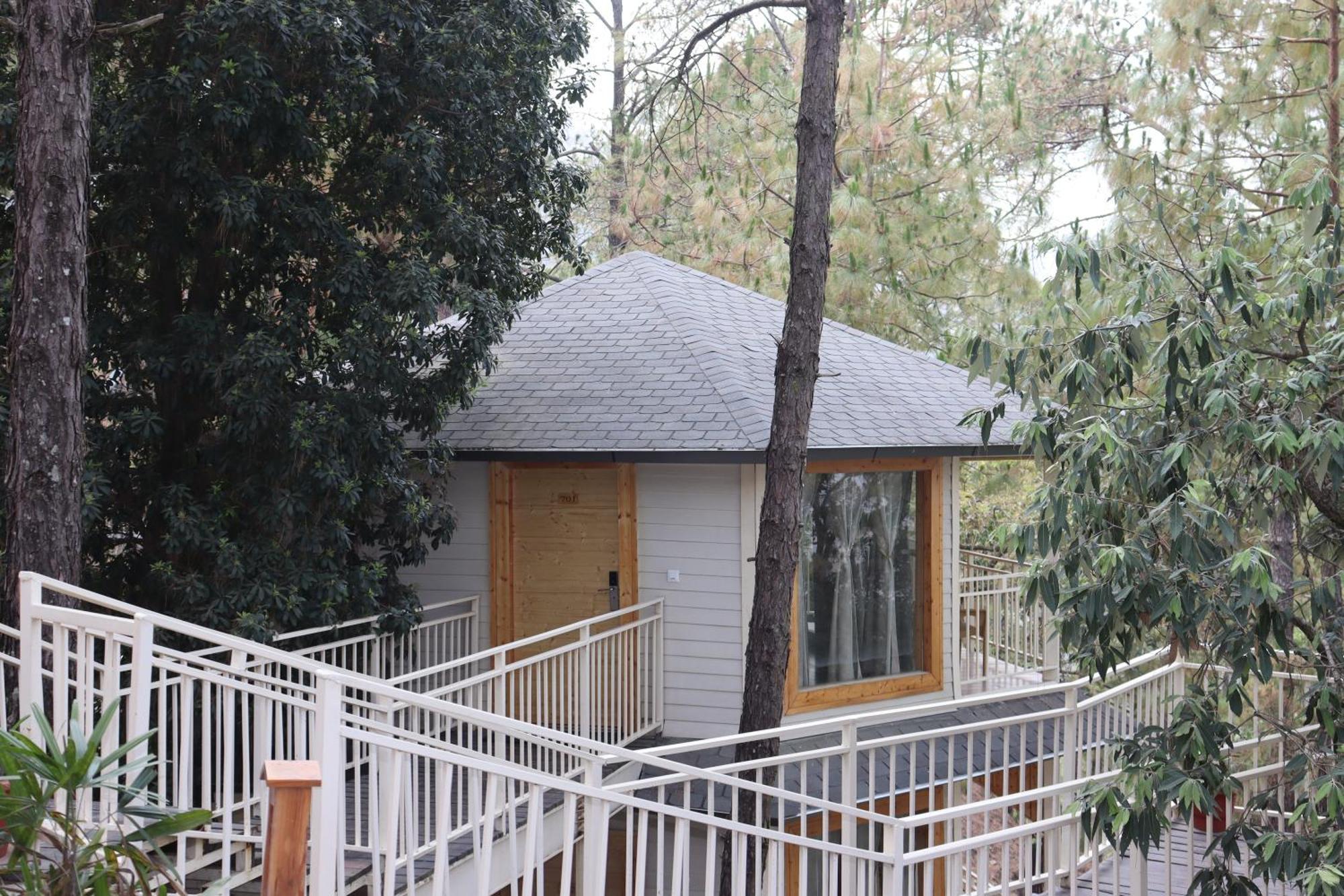 Resort The Woods Retreat 4*
