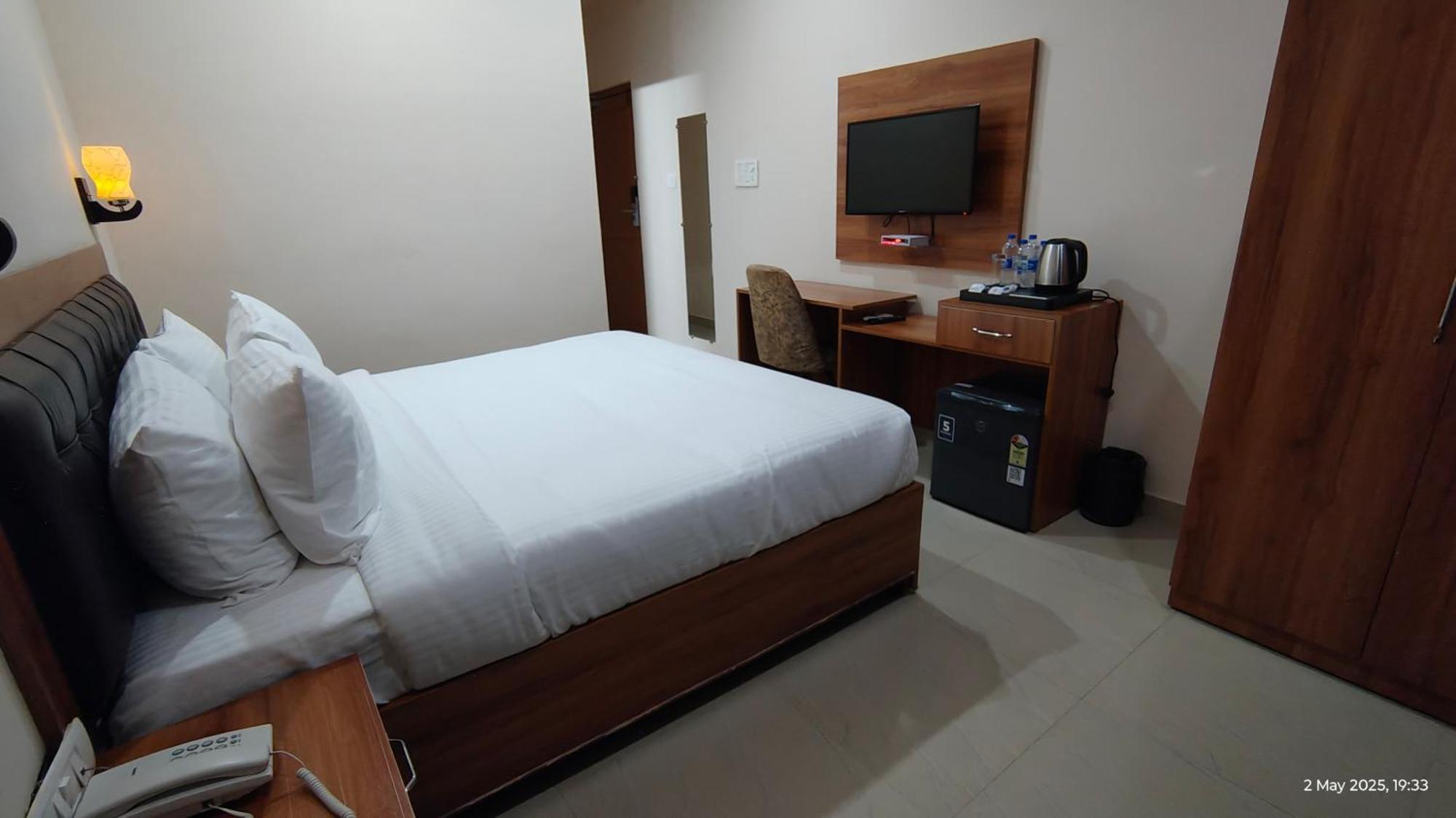 Ai 360 Degree Hotel