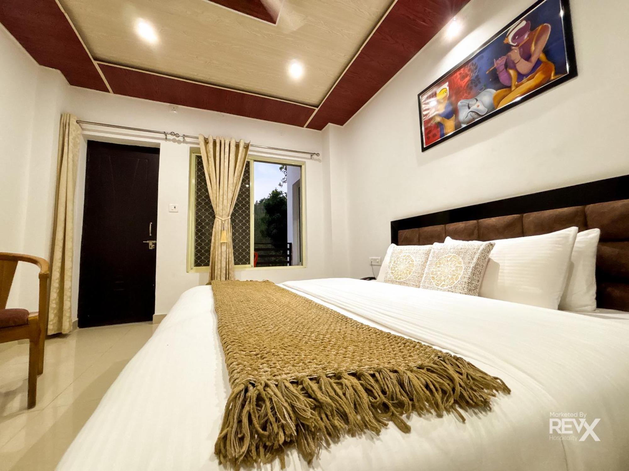 Valley Hotel 3*