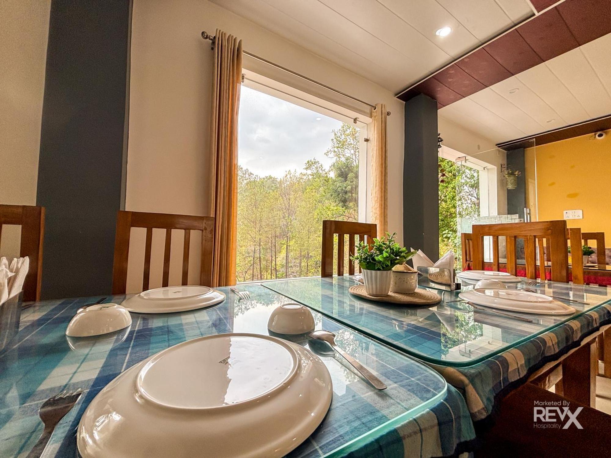 Valley Hotel 3*