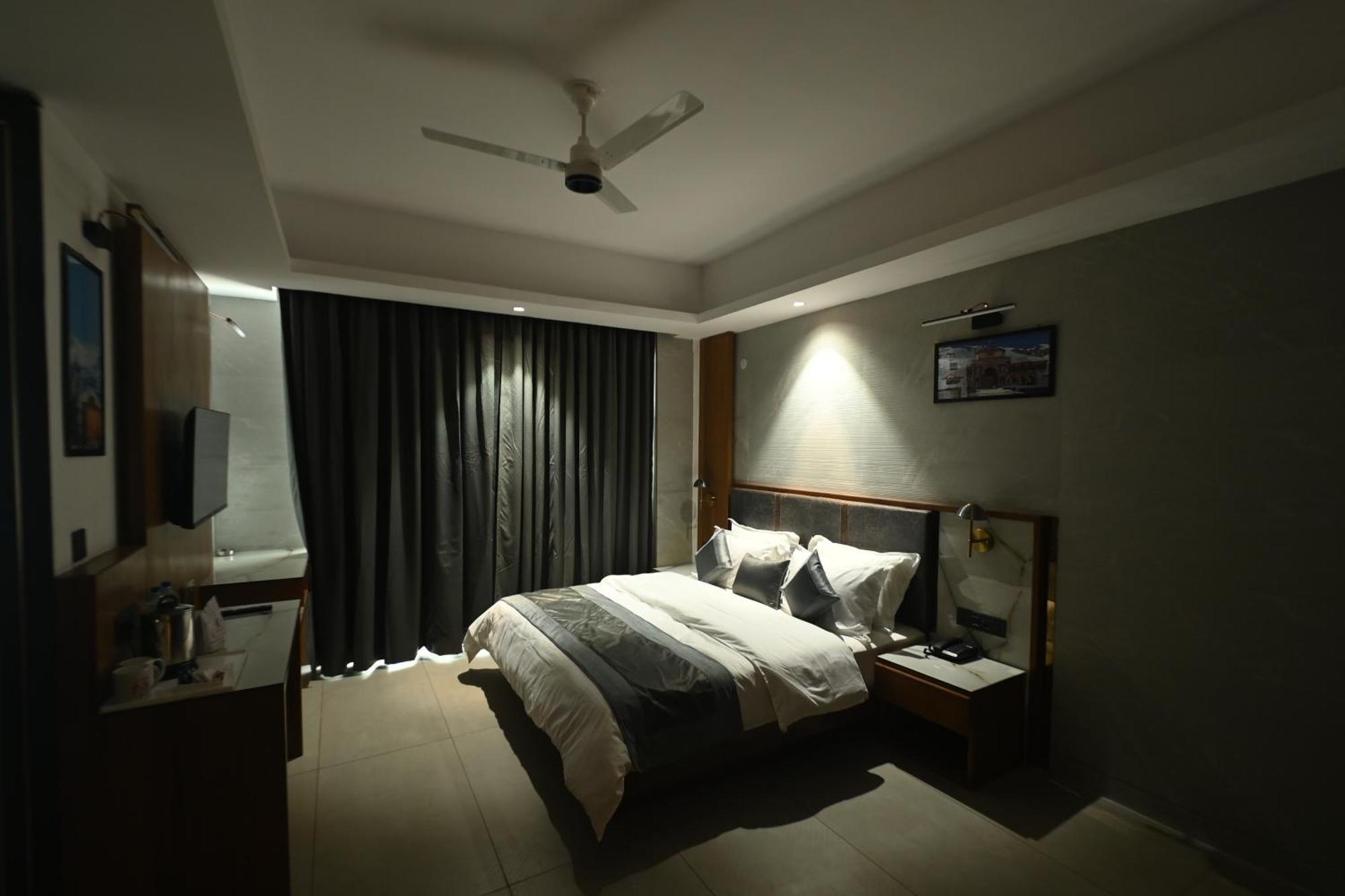 Ravine Palace Hotel 3*