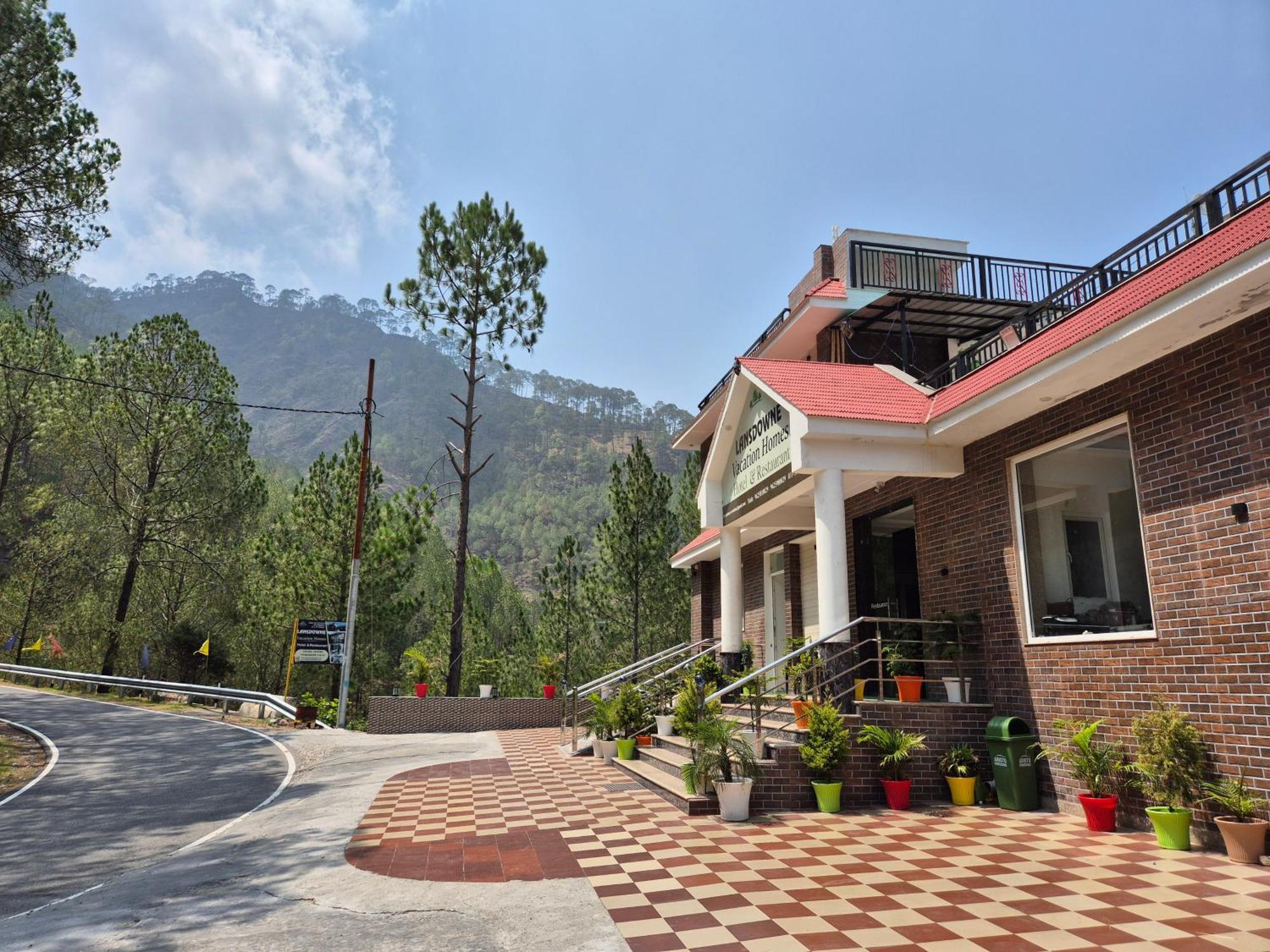 Vacations 3* Lansdowne