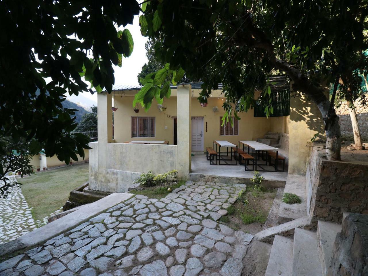 Hotel Oyo 26597 Manthan