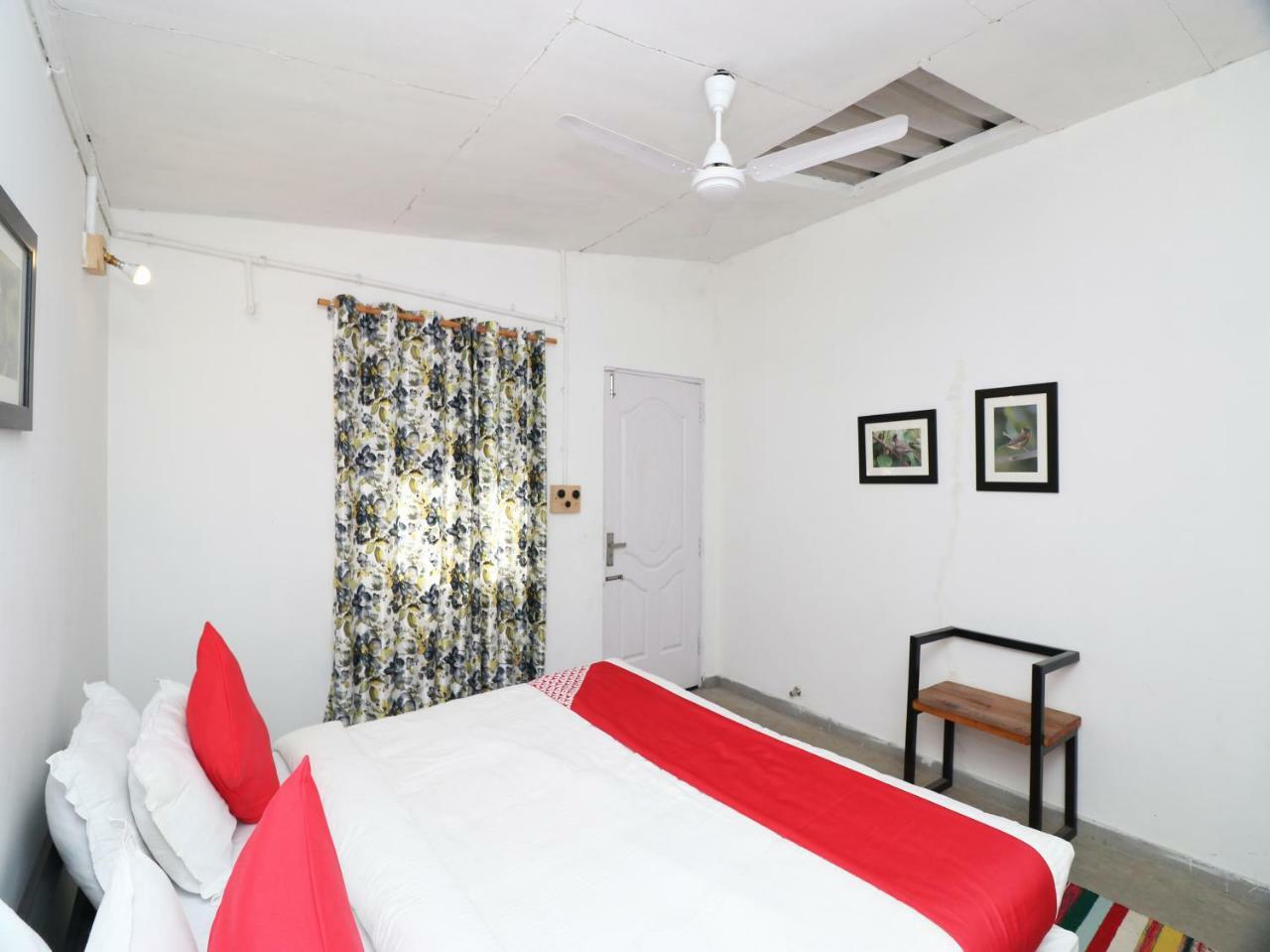 Oyo 26597 Manthan Hotel 3*