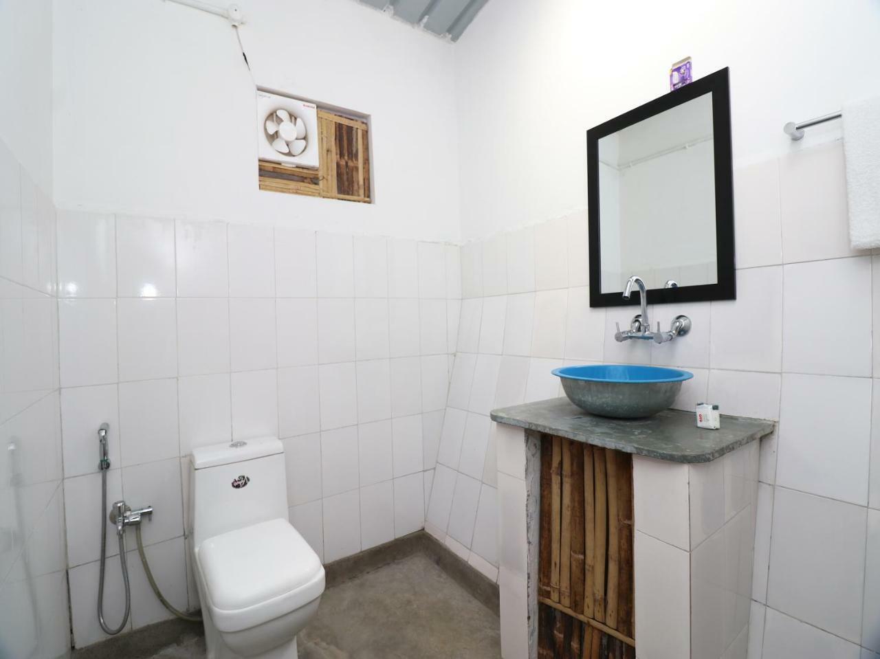 Oyo 26597 Manthan 3*